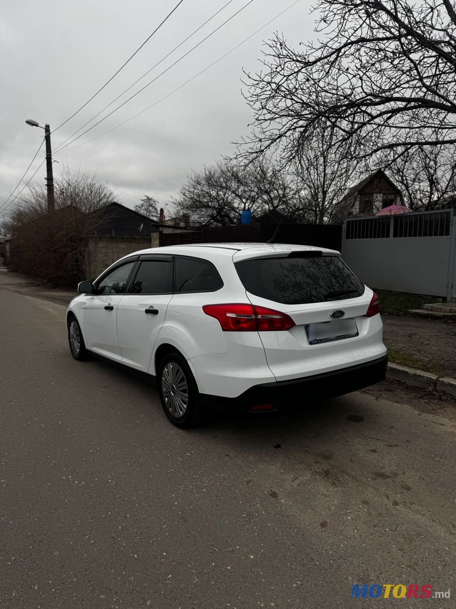 2017' Ford Focus photo #5