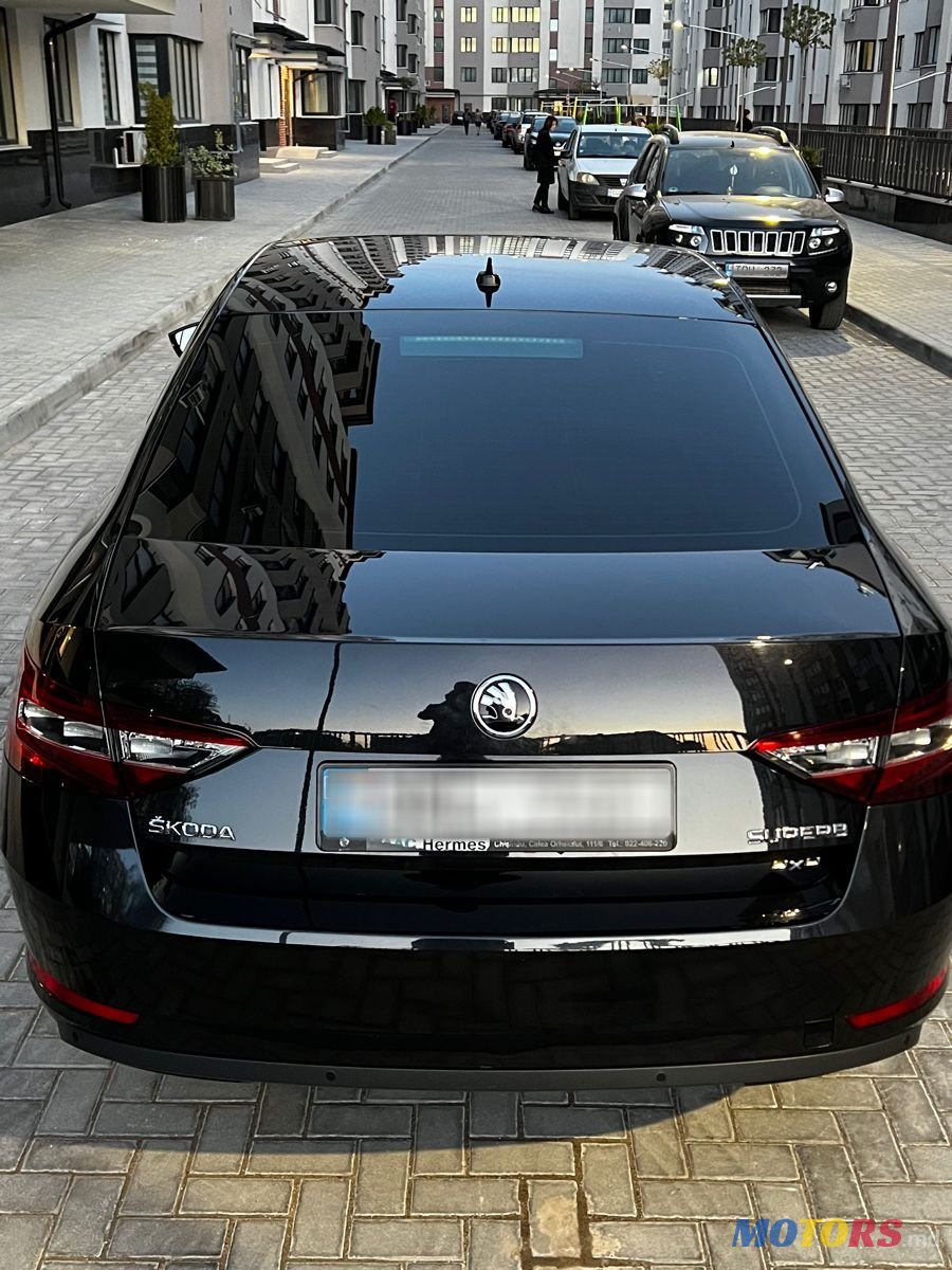 2016' Skoda Superb photo #4