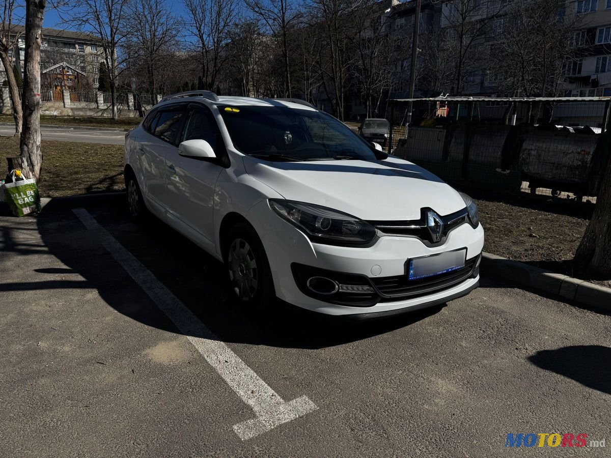 2014' Renault Megane photo #3