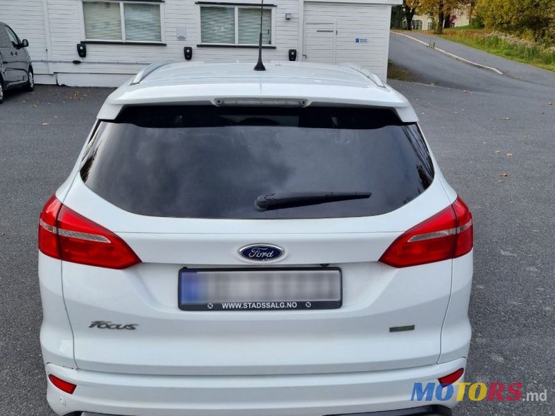 2015' Ford Focus photo #3