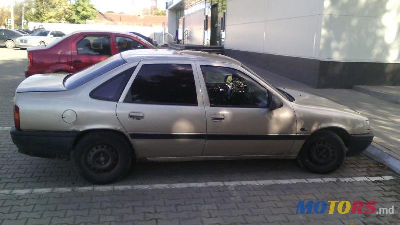 1989' Opel Vectra photo #1