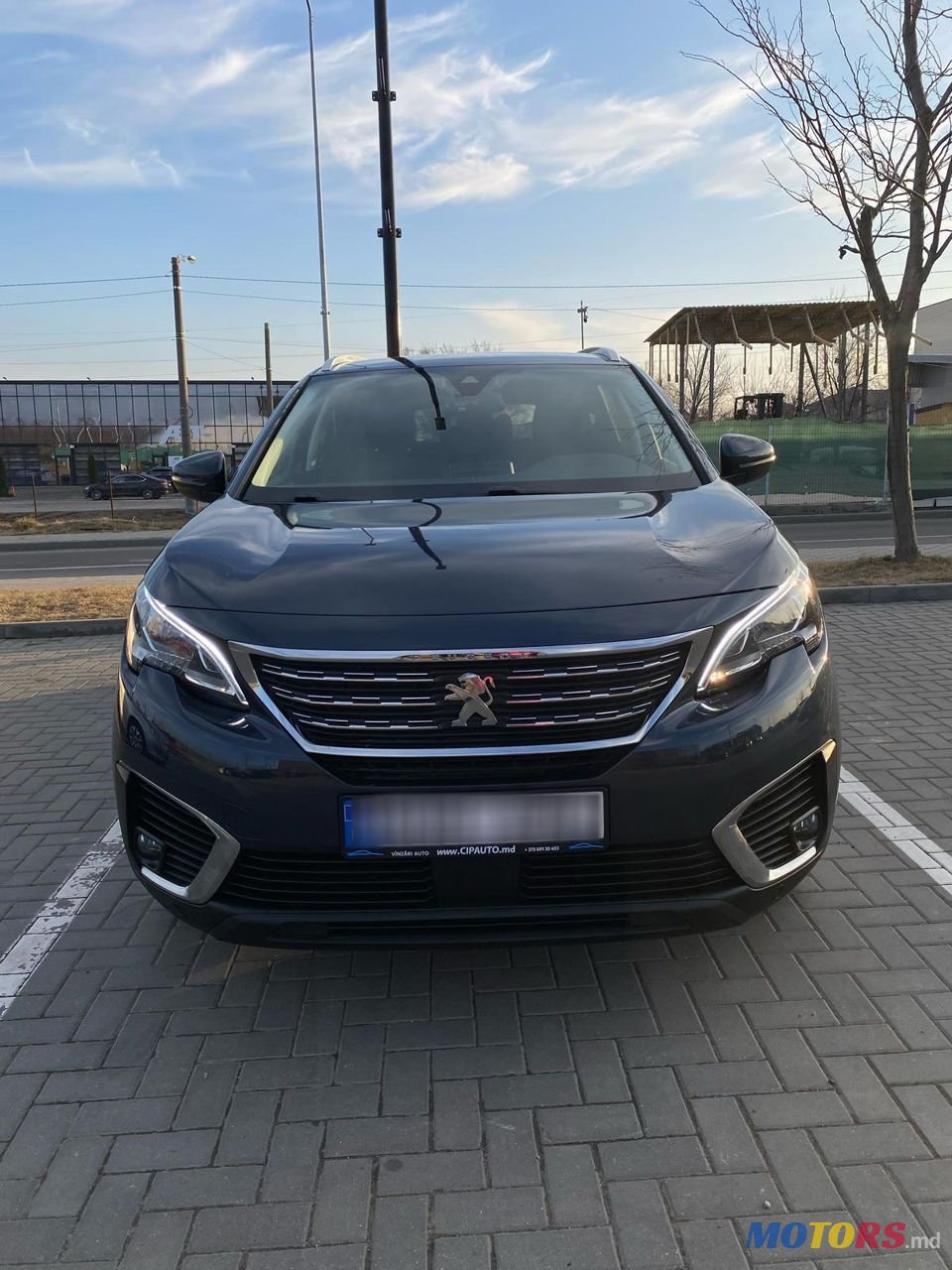 2019' Peugeot 5008 photo #3