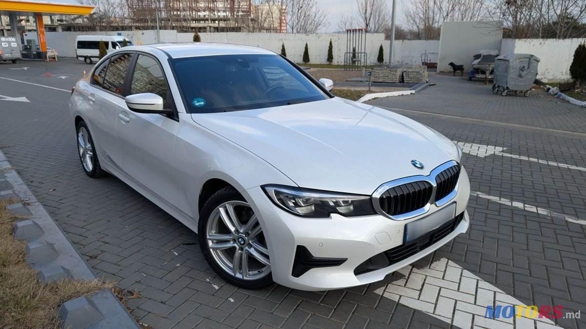 2019' BMW 3 Series photo #1