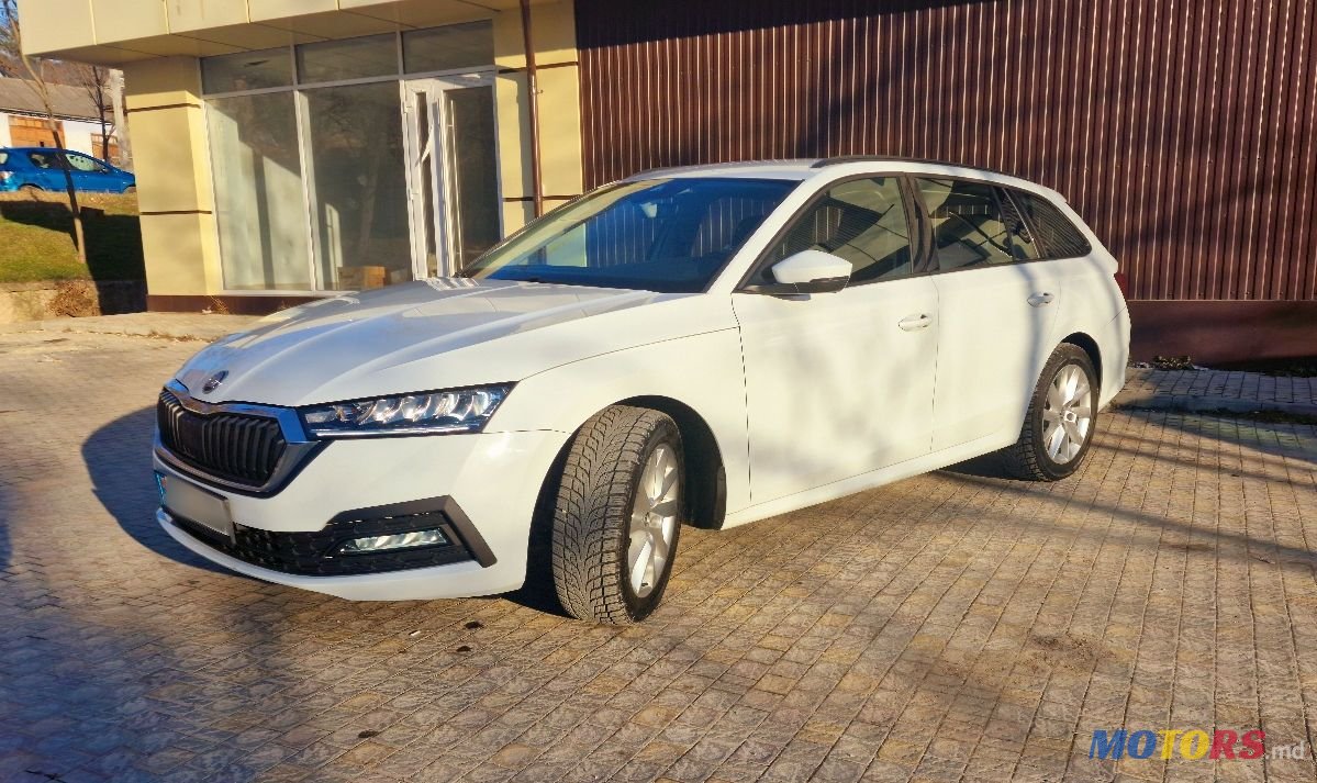 2021' Skoda Octavia photo #3