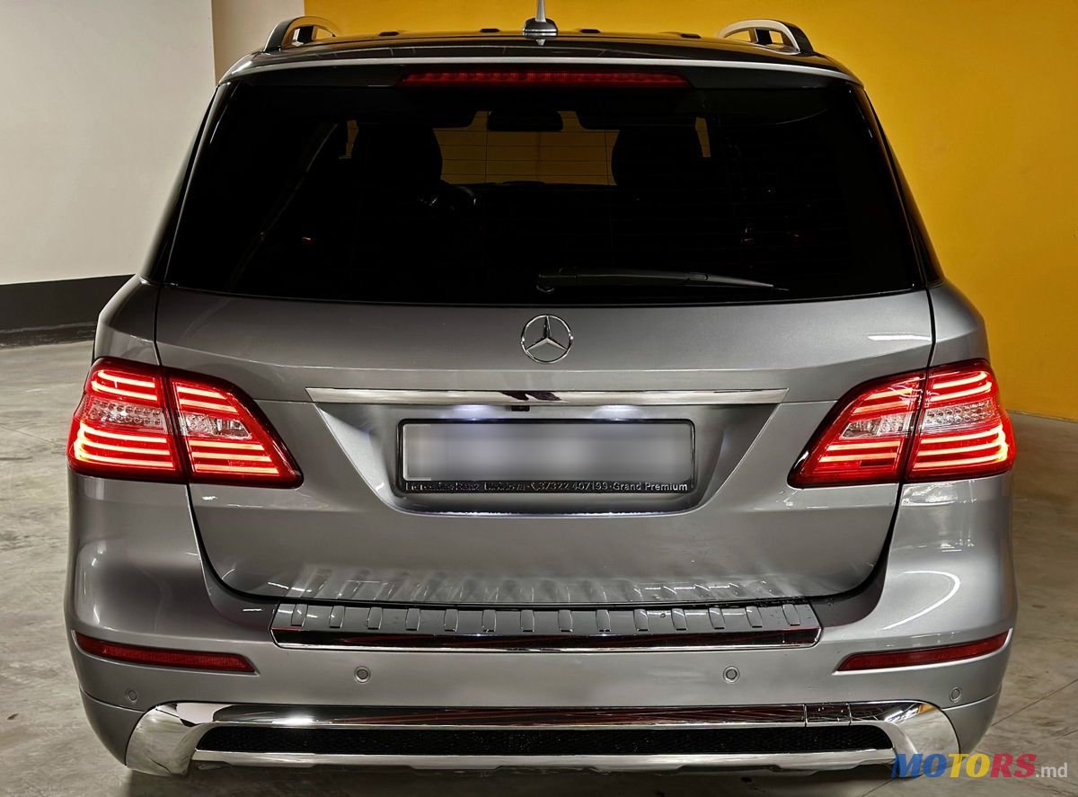 2012' Mercedes-Benz M Класс photo #6