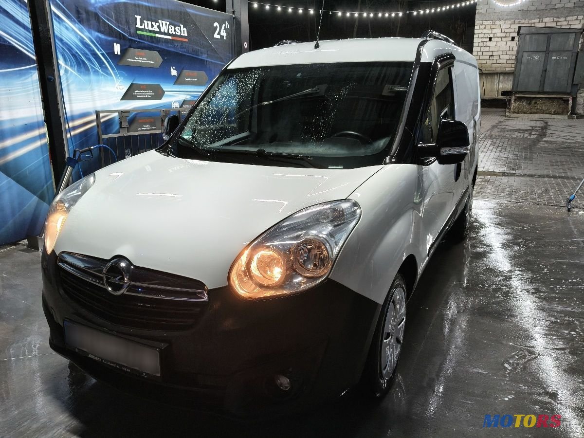2015' Opel Combo photo #1