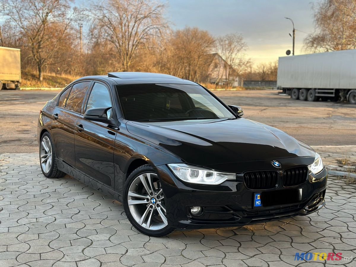 2013' BMW 3 Series photo #1