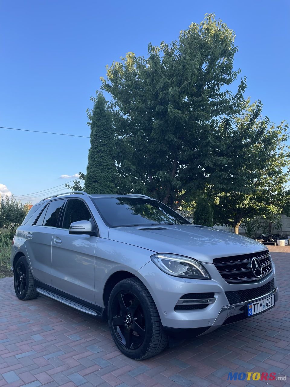 2013' Mercedes-Benz M Класс photo #1