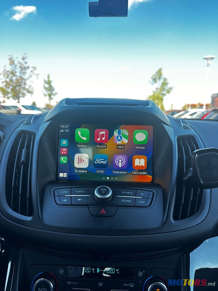 2017' Ford Kuga photo #6