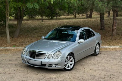 2005' Mercedes-Benz E-Class