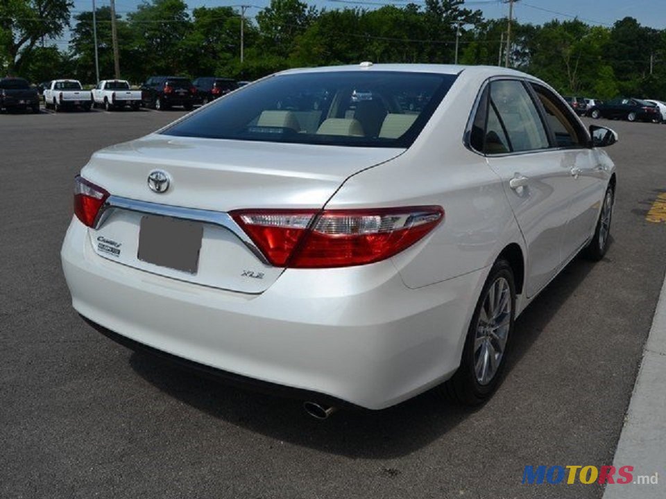 2015' Toyota Camry photo #3