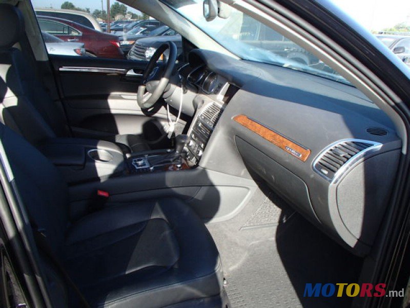 2014' Audi Q7 photo #3