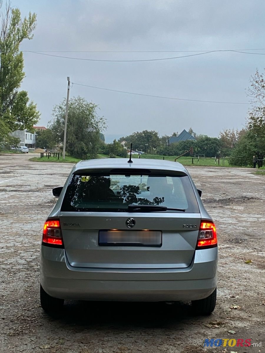 2016' Skoda Fabia photo #5