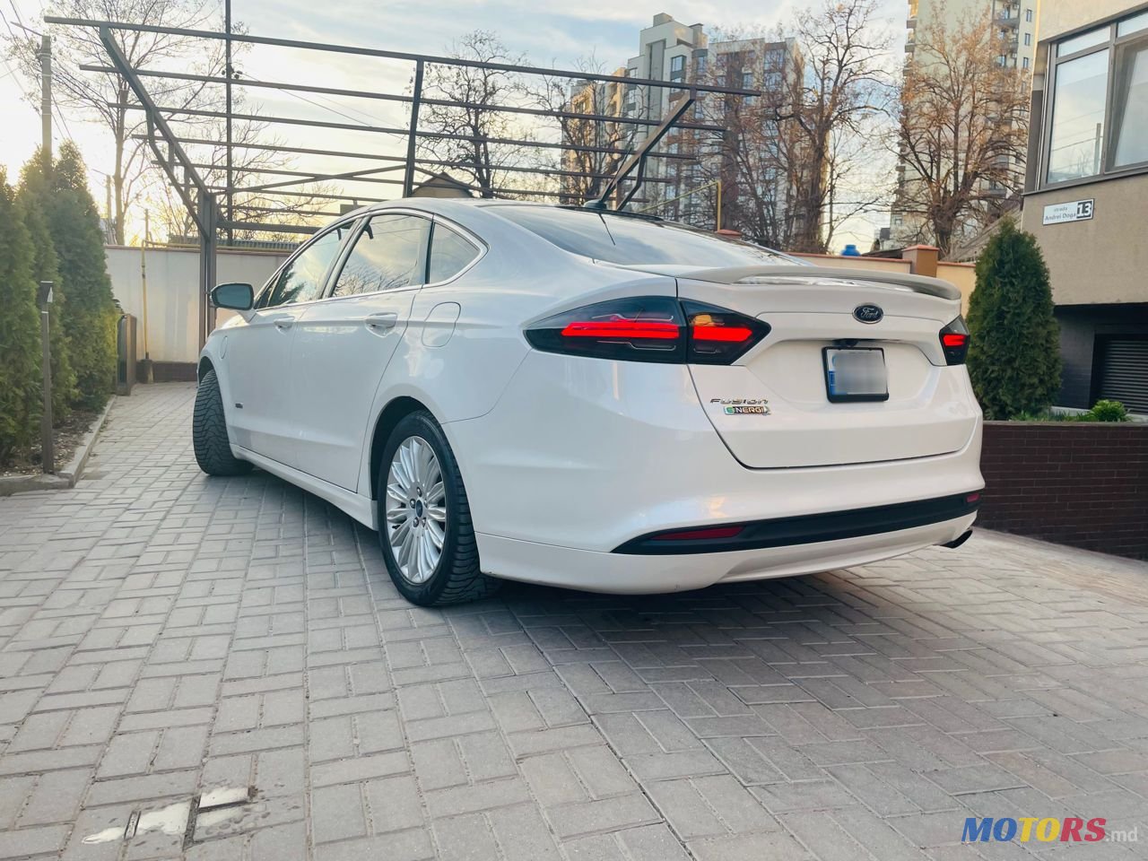 2014' Ford Fusion photo #2