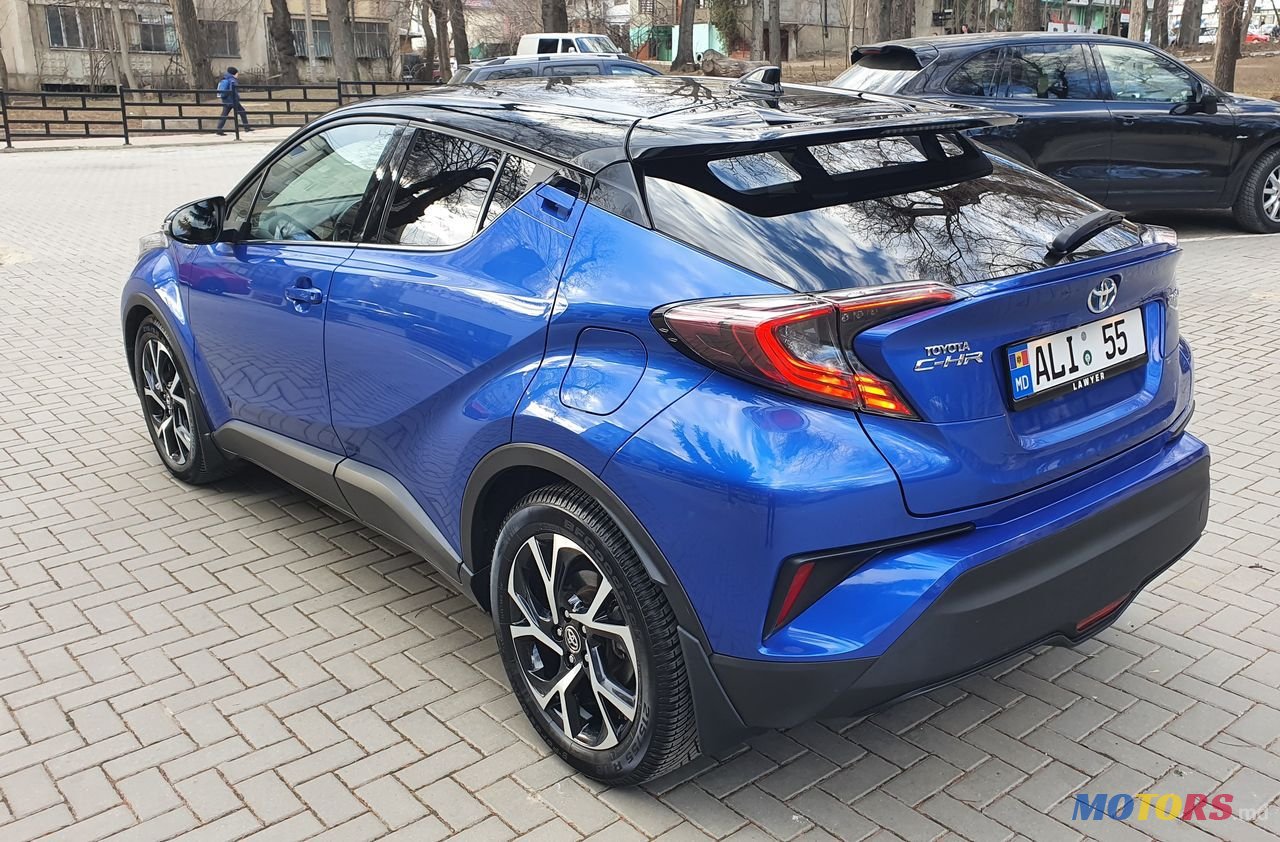 2018' Toyota C-Hr photo #2
