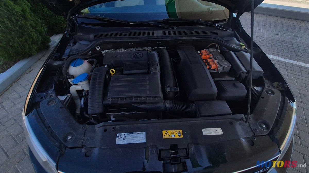 2013' Volkswagen Jetta photo #6
