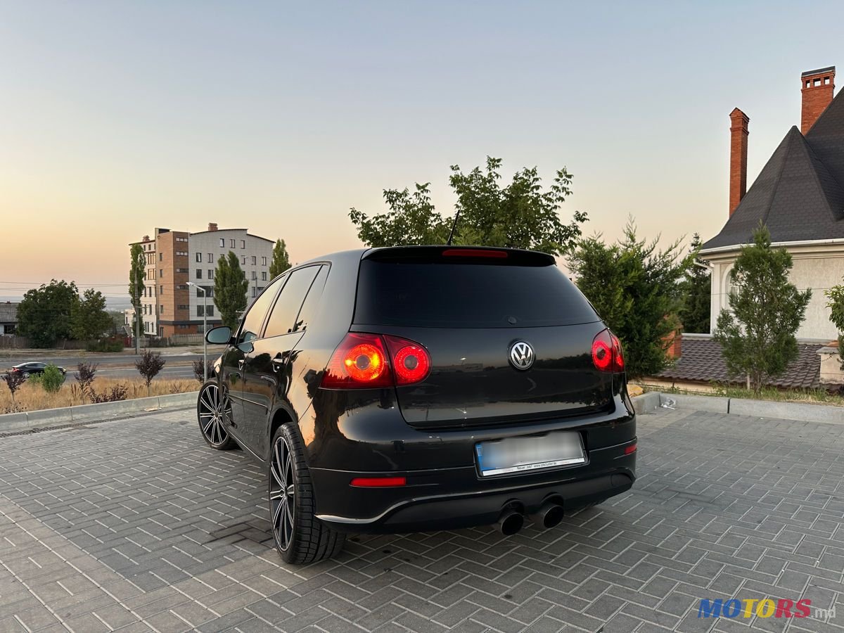 2006' Volkswagen Golf photo #3