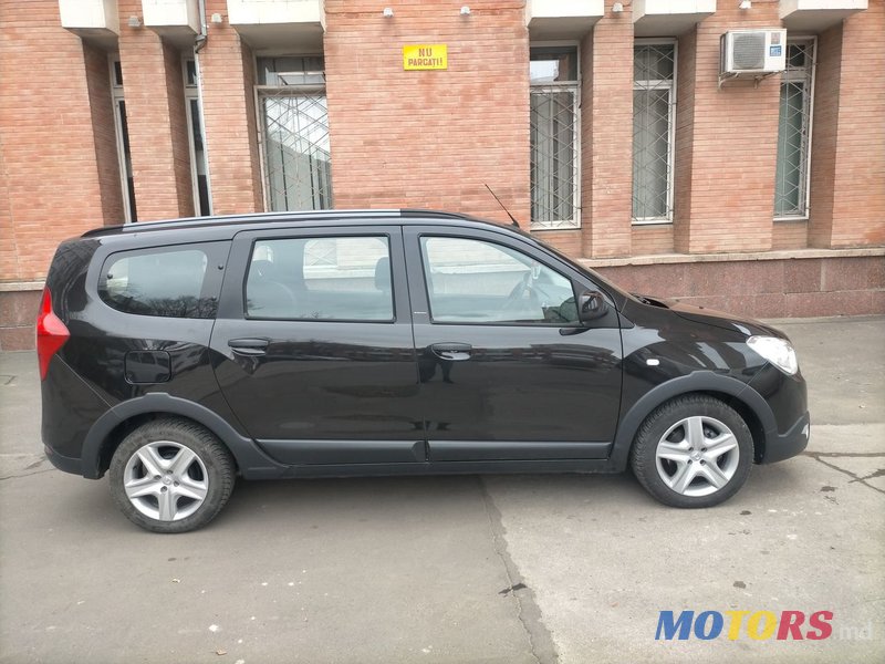 2018' Dacia Lodgy photo #3