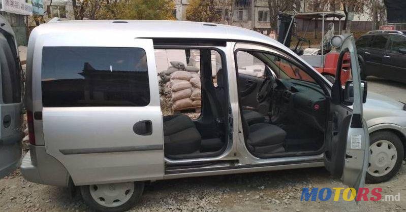 2002' Opel Combo photo #1