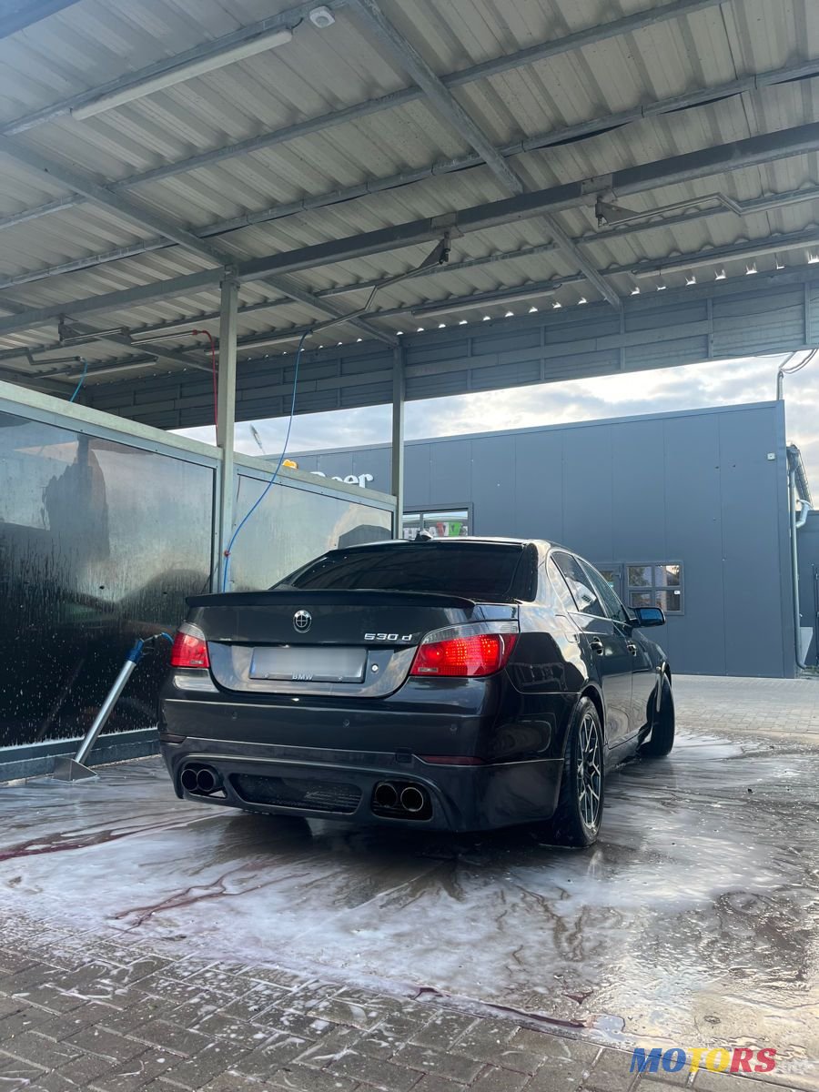 2005' BMW 5 Series photo #4