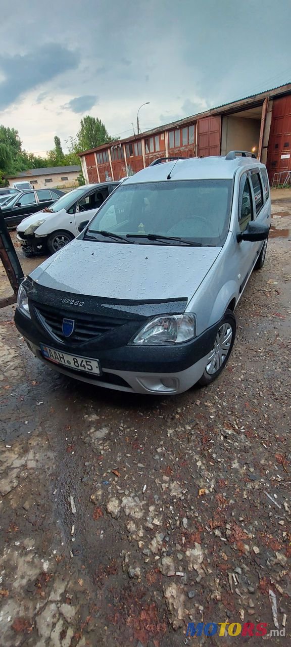 2007' Dacia Logan Mcv photo #1