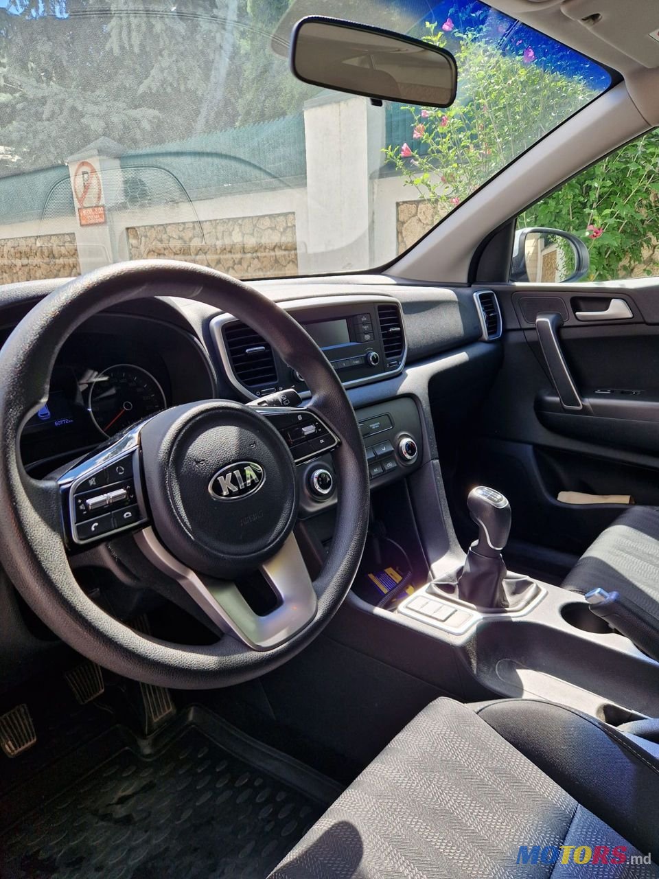 2020' Kia Sportage photo #5