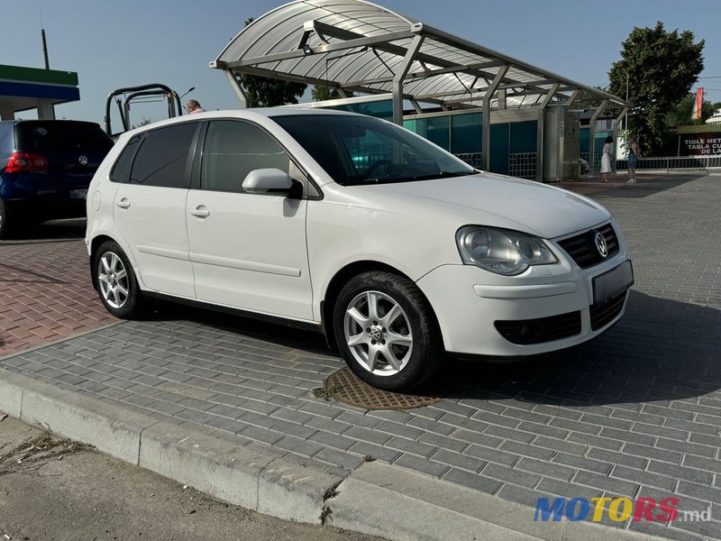 2006' Volkswagen Polo photo #1