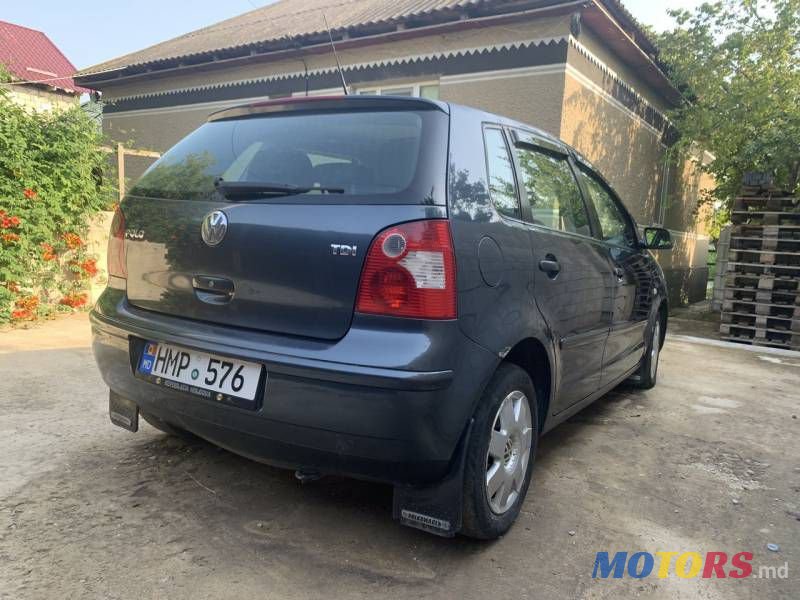 2004' Volkswagen Polo photo #4
