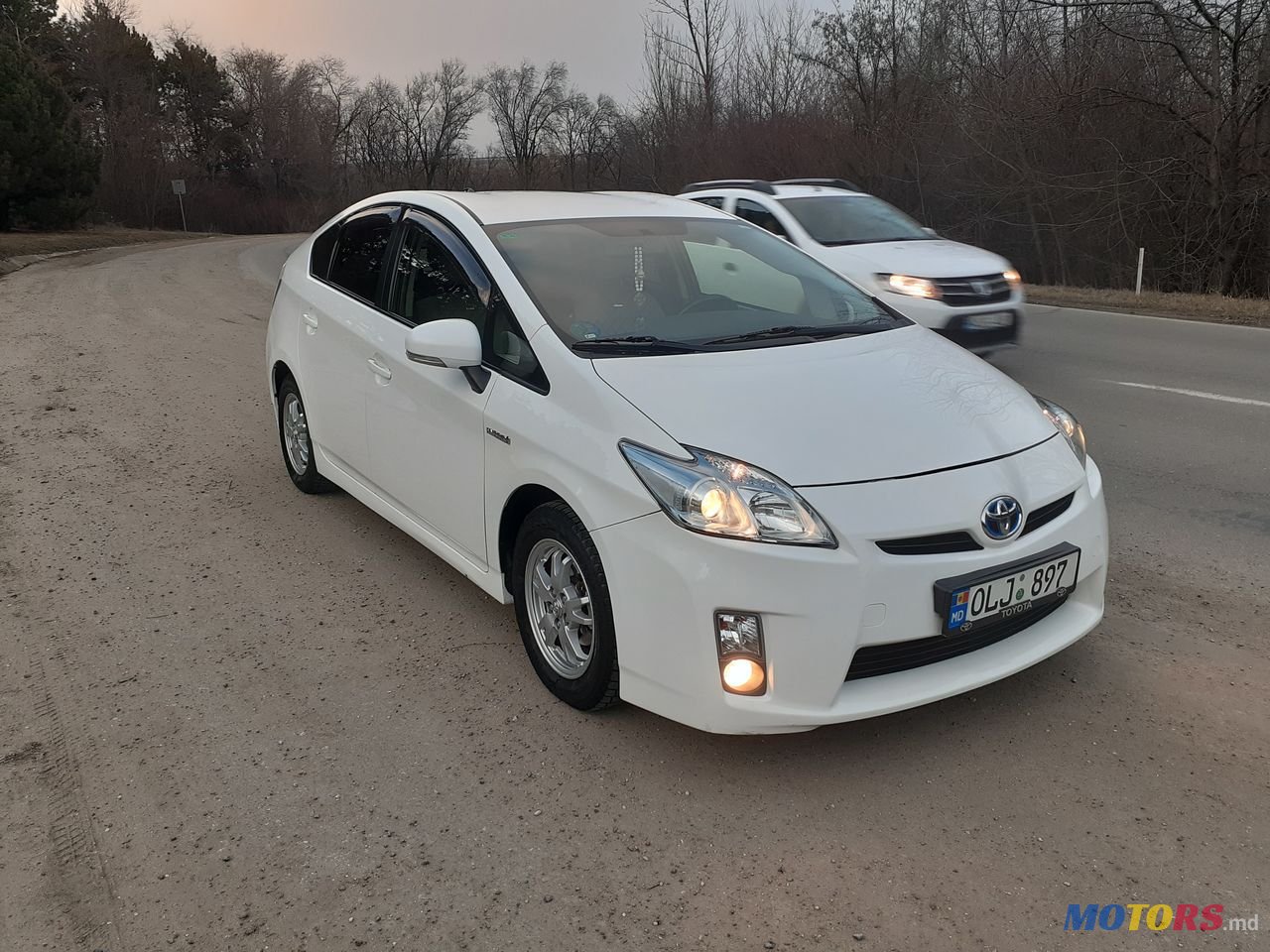 2011' Toyota Prius photo #1