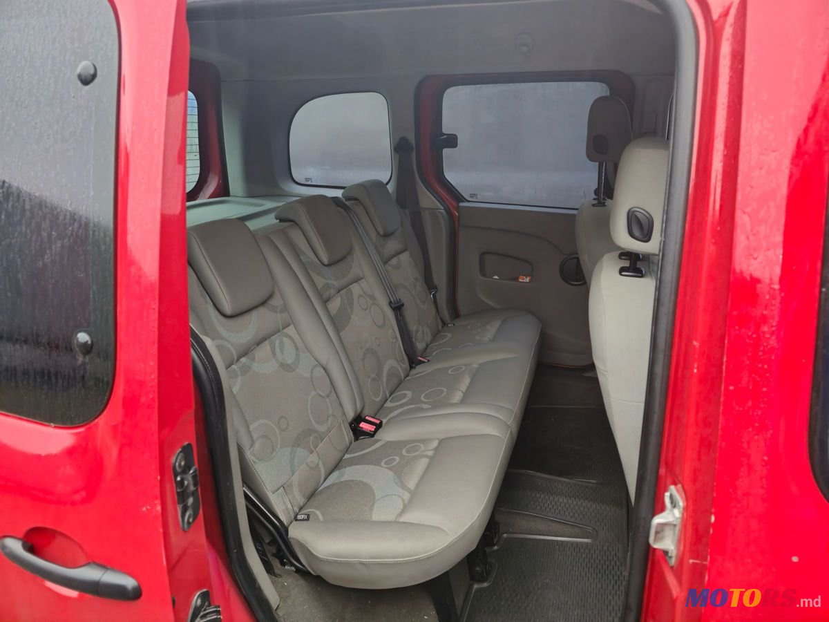 2010' Renault Kangoo photo #5