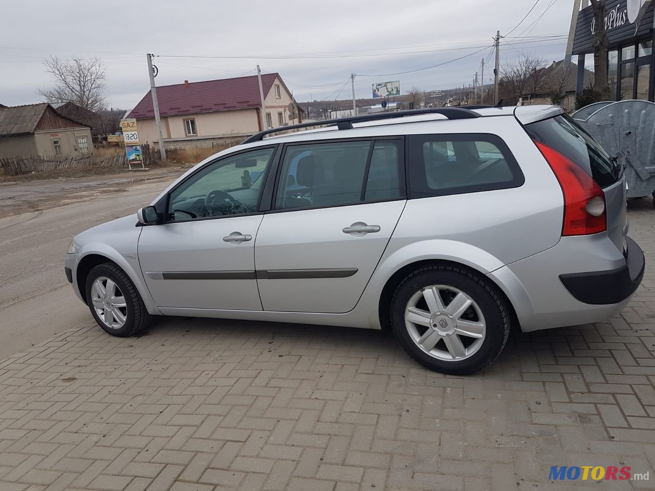 2005' Renault Megane photo #2