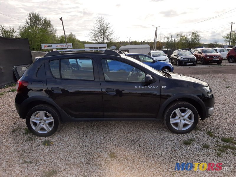 2014' Dacia Sandero Stepway photo #5