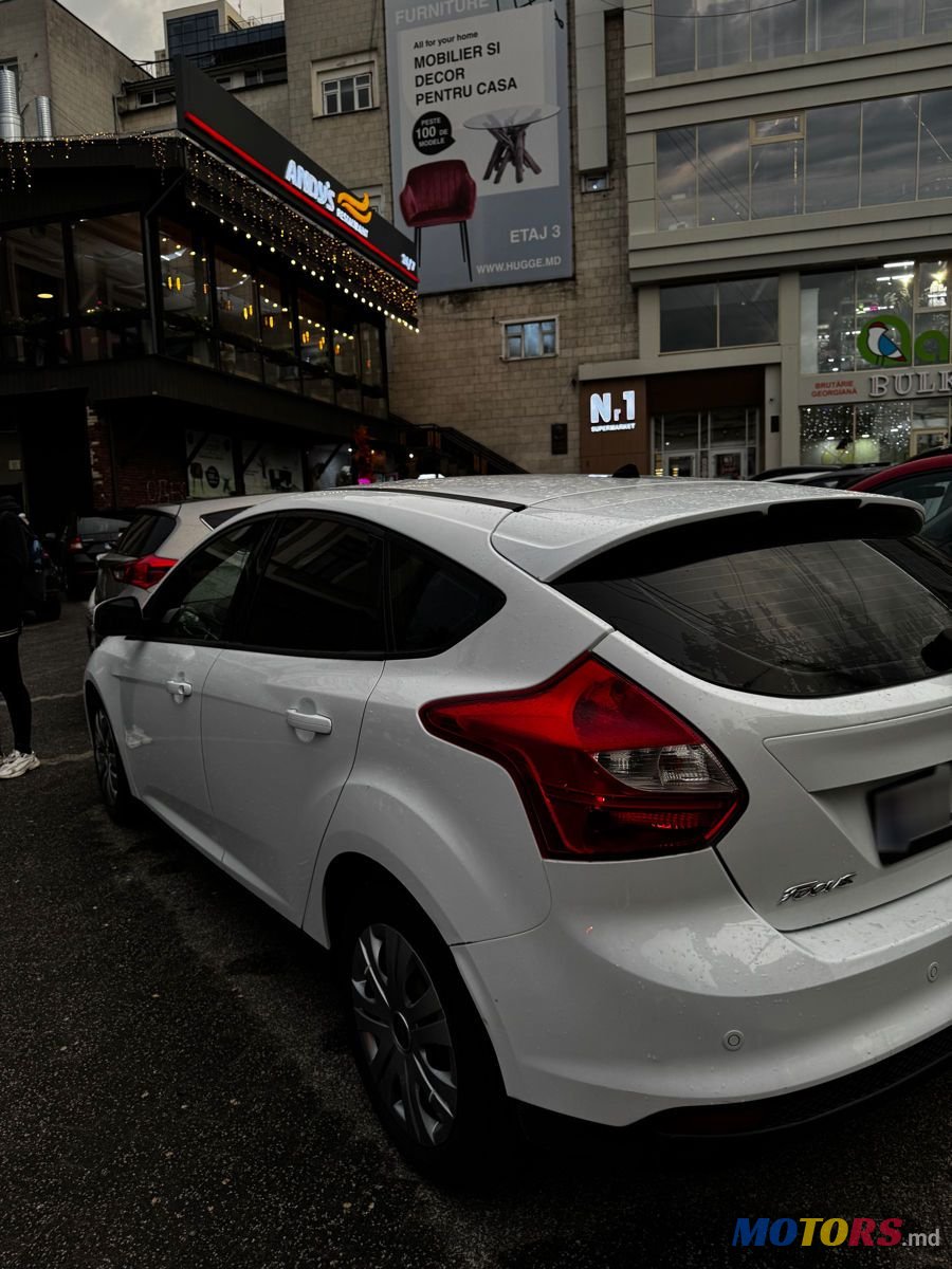 2014' Ford Focus photo #3