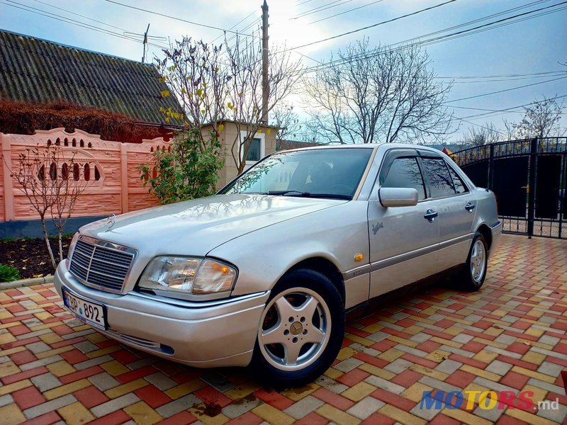 1995' Mercedes-Benz C Класс photo #4