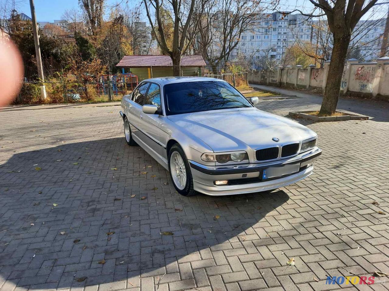 2001' BMW 7 Series photo #1