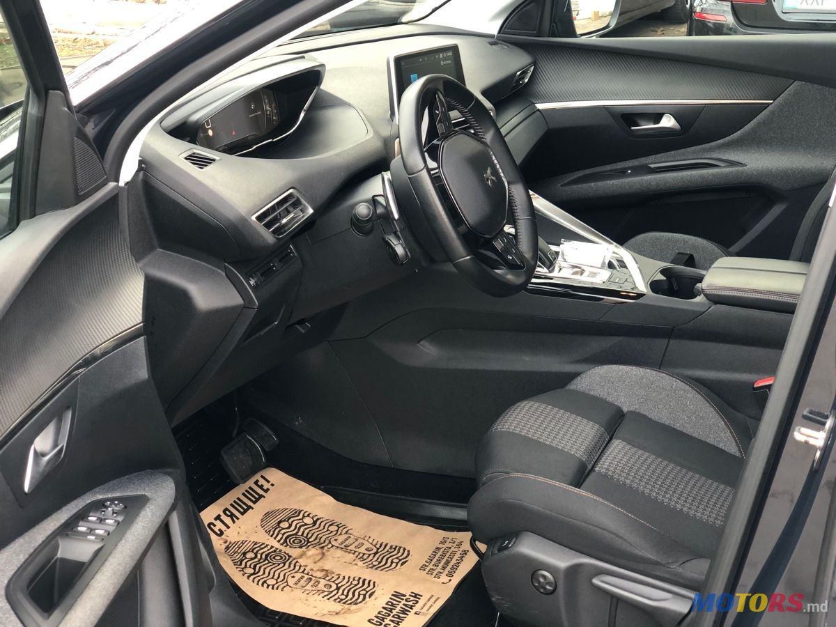 2020' Peugeot 3008 photo #6