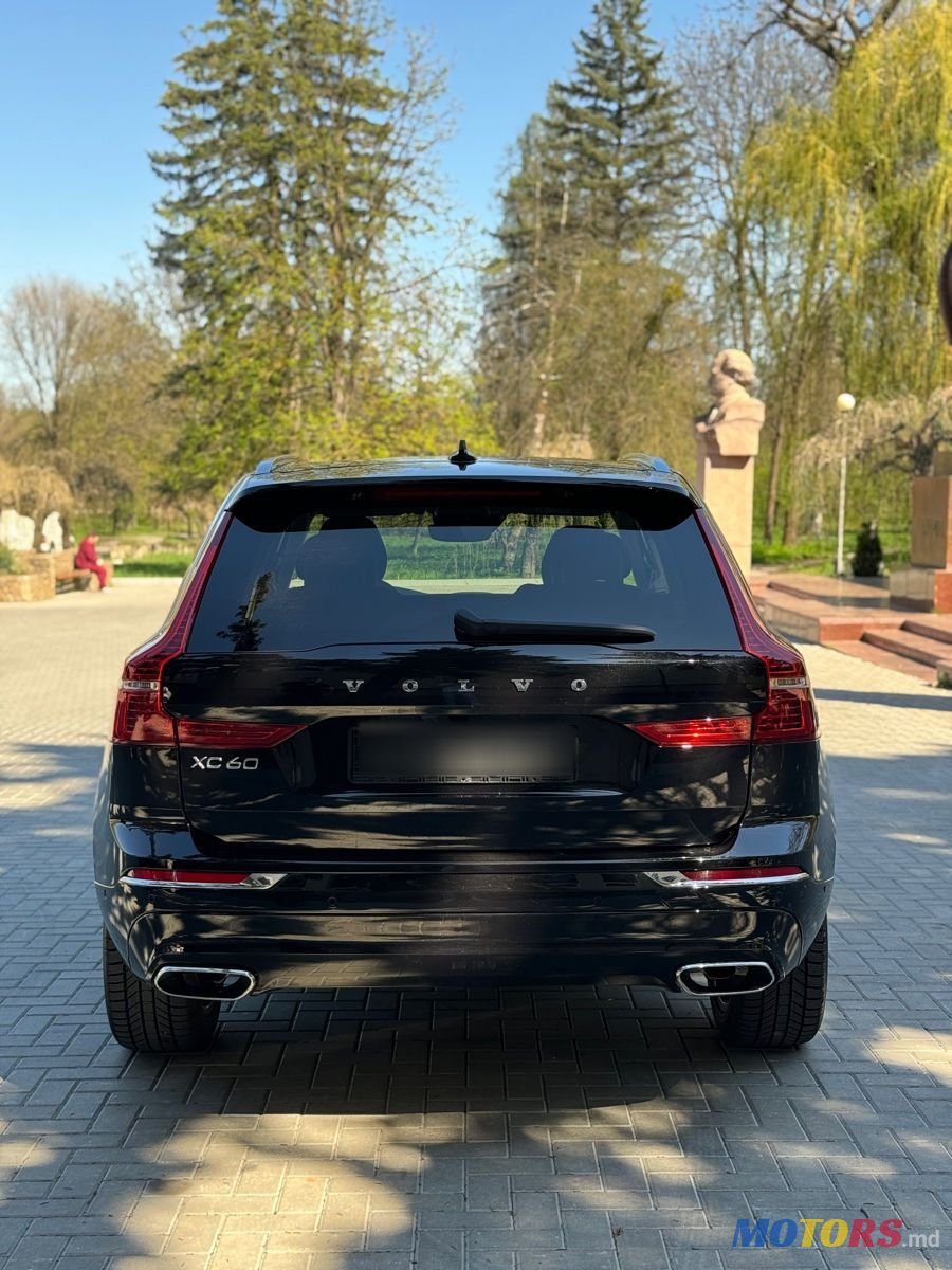 2018' Volvo XC60 photo #5