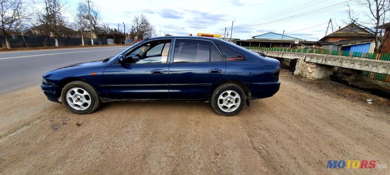1993' Mitsubishi Galant photo #1