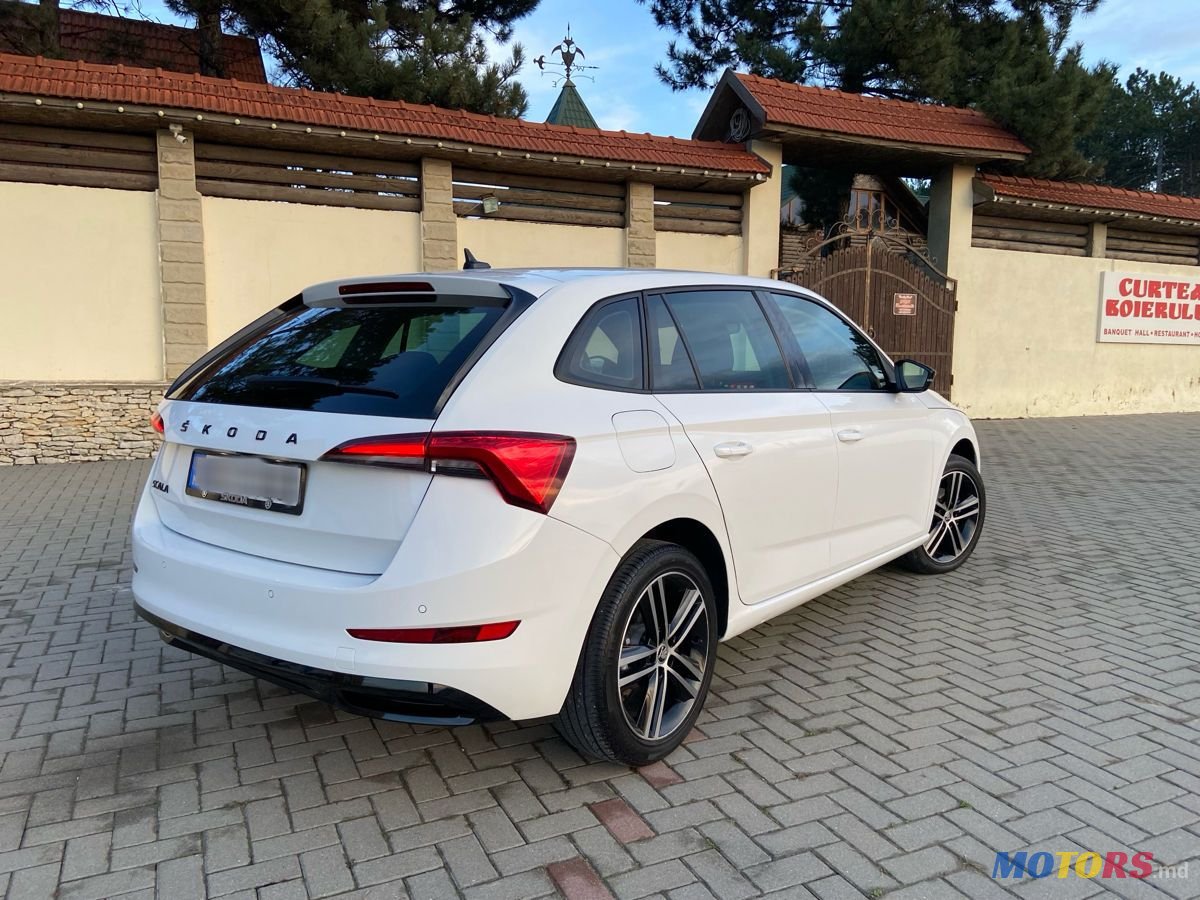 2020' Skoda Scala photo #3