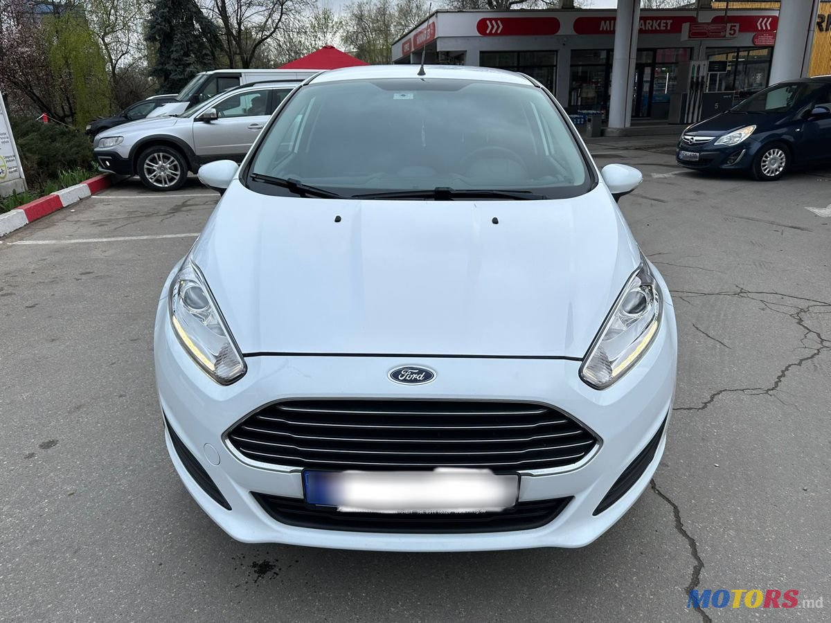 2015' Ford Fiesta photo #3