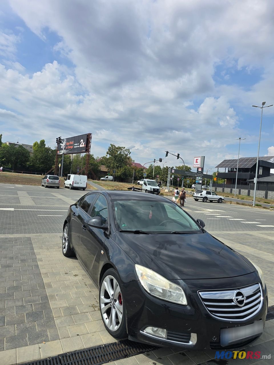 2010' Opel Insignia photo #5