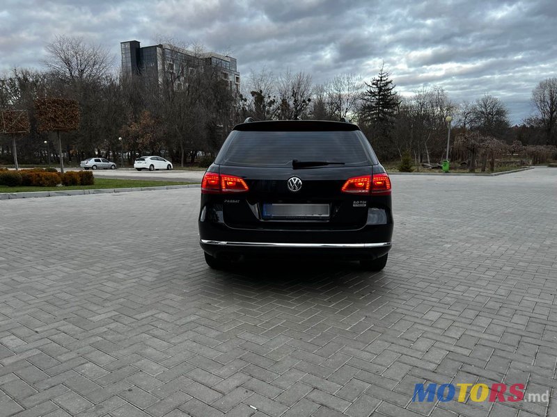 2014' Volkswagen Passat photo #5