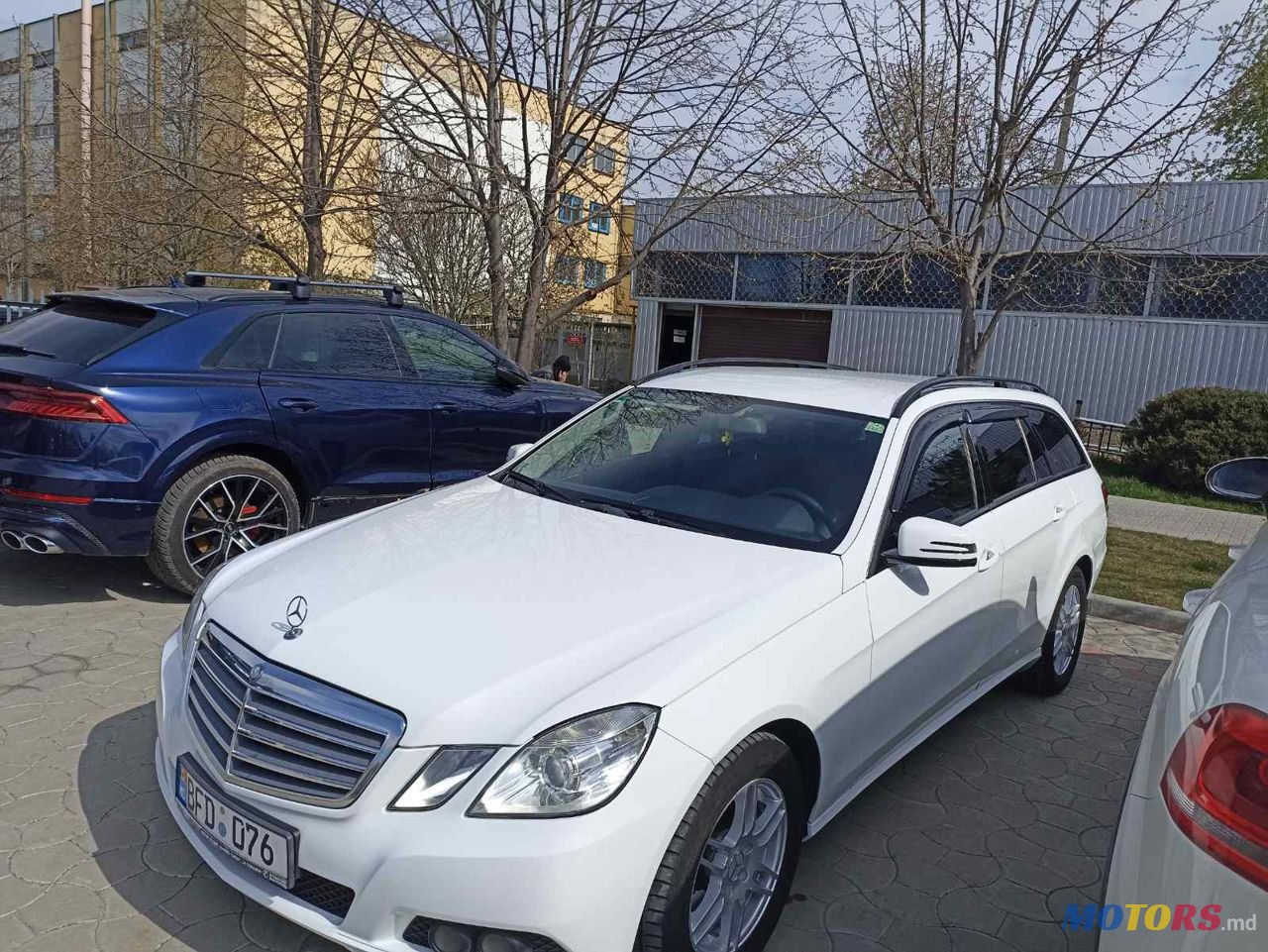 2010' Mercedes-Benz E Класс photo #1