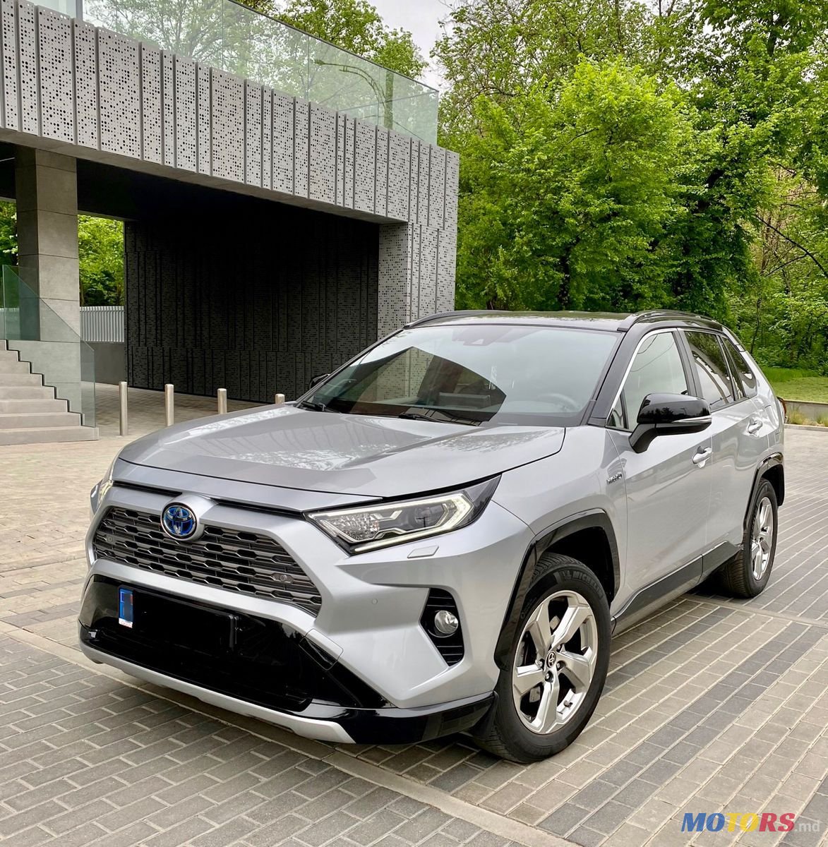 2020' Toyota RAV4 photo #1