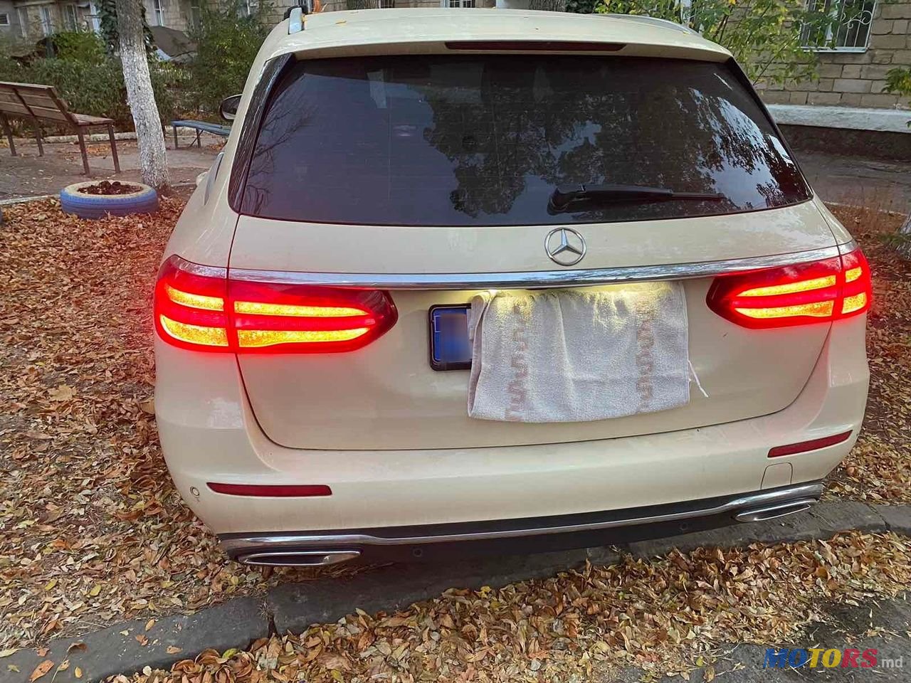 2017' Mercedes-Benz E Класс photo #3