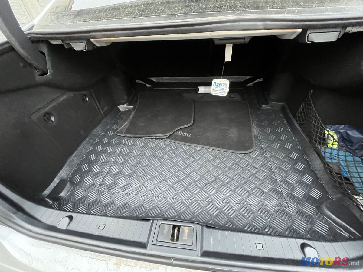 2008' Mercedes-Benz E Класс photo #5