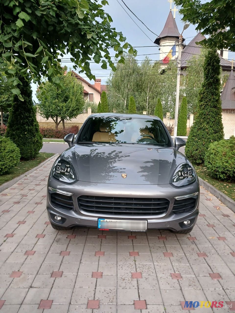2016' Porsche Cayenne photo #1