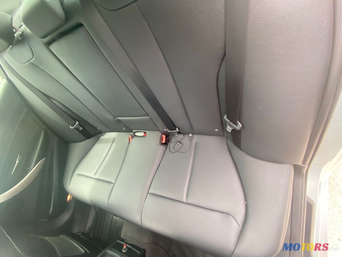 2014' BMW 3 Series photo #6