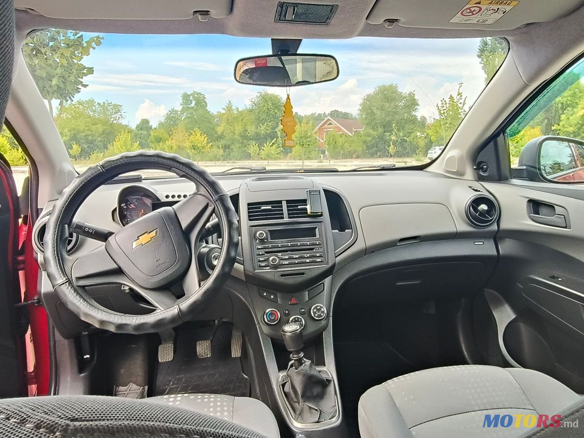 2014' Chevrolet Aveo photo #5