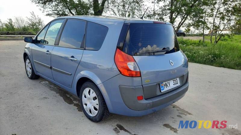 2006' Renault Grand Scenic photo #4